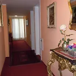 אכסניה Swiss Nassa Garni לוגאנו