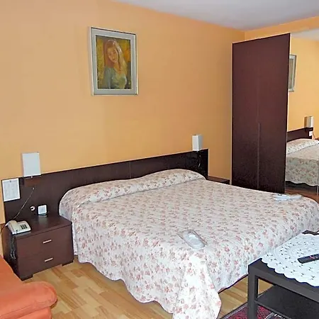 Lodge Swiss Nassa Garni