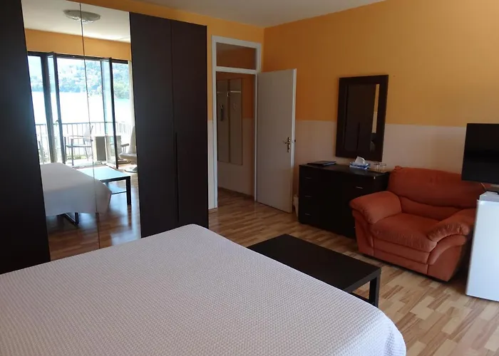 Orman Evi Swiss Nassa Garni