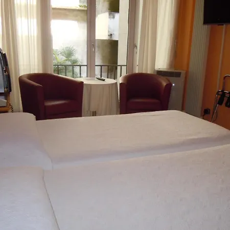 Lodge Swiss Nassa Garni Lugano