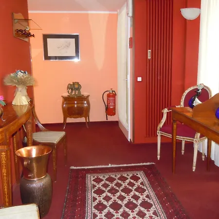 Lodge Nassa Garni